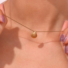 Load image into Gallery viewer, Dainty Shell Necklace
