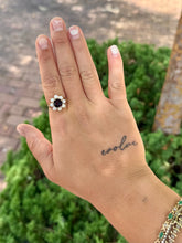 Load image into Gallery viewer, Opal Flower Ring

