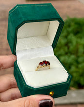 Load image into Gallery viewer, Cupids Ring
