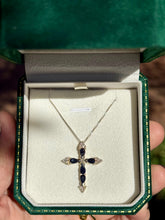 Load image into Gallery viewer, Ellis Cross Necklace
