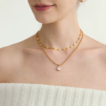 Load image into Gallery viewer, Mia Teardrop Necklace
