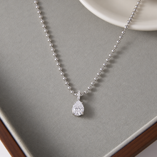Load image into Gallery viewer, Mia Teardrop Necklace (silver)
