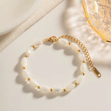 Load image into Gallery viewer, Shell Beaded Bracelet
