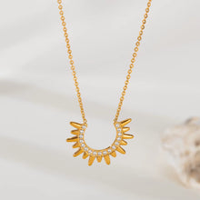 Load image into Gallery viewer, Sandy Necklace
