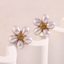 Load image into Gallery viewer, Garden Studs

