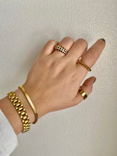 Load image into Gallery viewer, Black Checkered Ring
