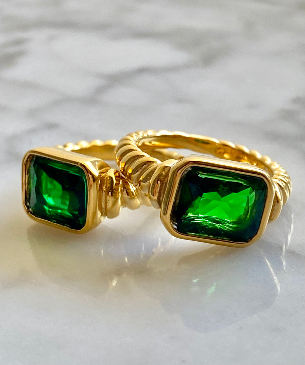 Large Emerald Gem Ring