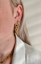 Load image into Gallery viewer, Chain Drop Earrings
